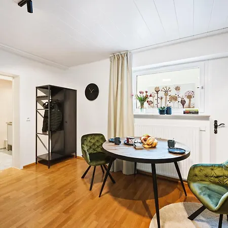 1Br 2Beds - Kleiner Privater Innenhof- Barrierefrei! -Frisch Saniert - Mozart Eins Bietigheim-Bissingen Exterior photo